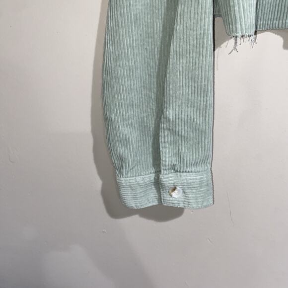 PacSun Greens Cropped Corduroy Jacket Trucker Style 100% Cotton Raw Hem Sz M/L - Picture 3 of 7
